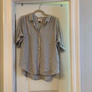 Universal Thread Striped shirt